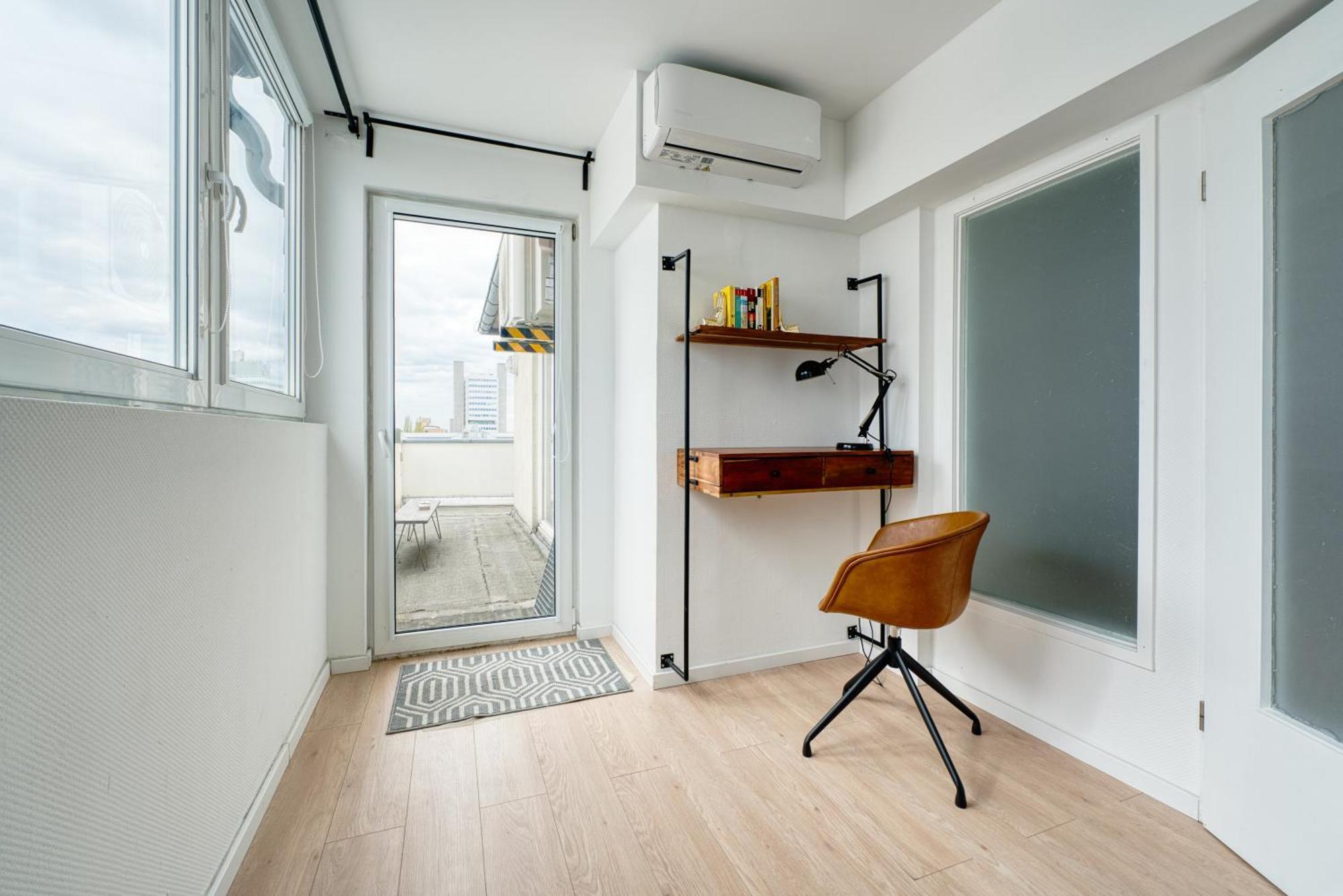 Big Urban Loft - Bis Zu 20 Personen - 180qm - 180 Grad Skyline Balkon Berlijn