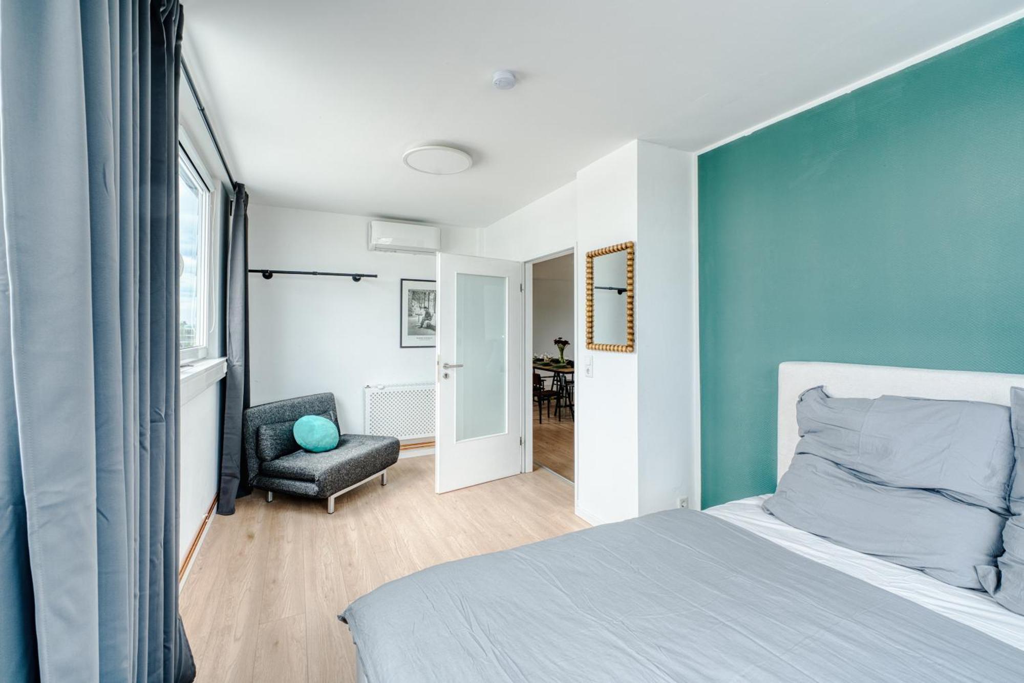 Big Urban Loft - Bis Zu 20 Personen - 180qm - 180 Grad Skyline Balkon * Berlijn